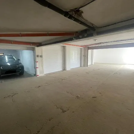 Daire Shevitsa- Ev Wallbox *