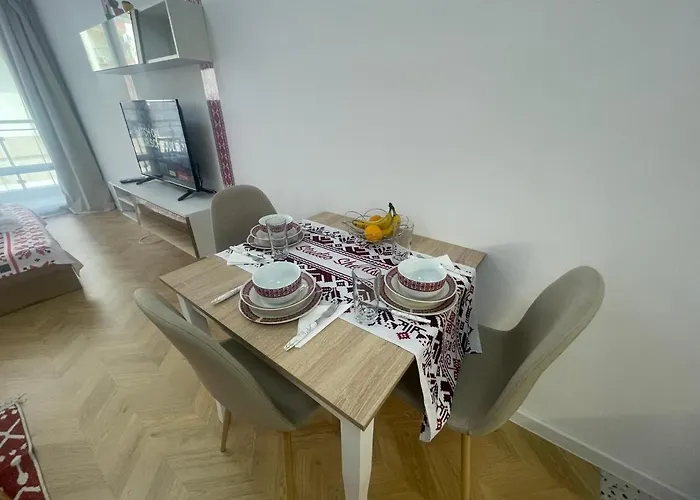 Shevitsa- Ev Wallbox * וליקו טורנובו