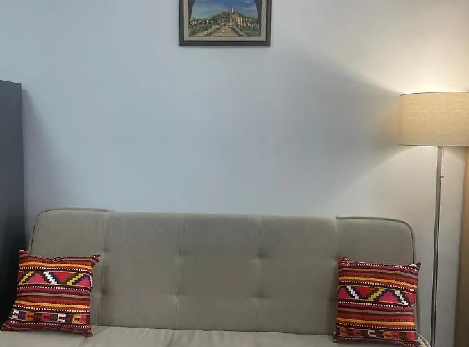 Shevitsa- Ev Wallbox *